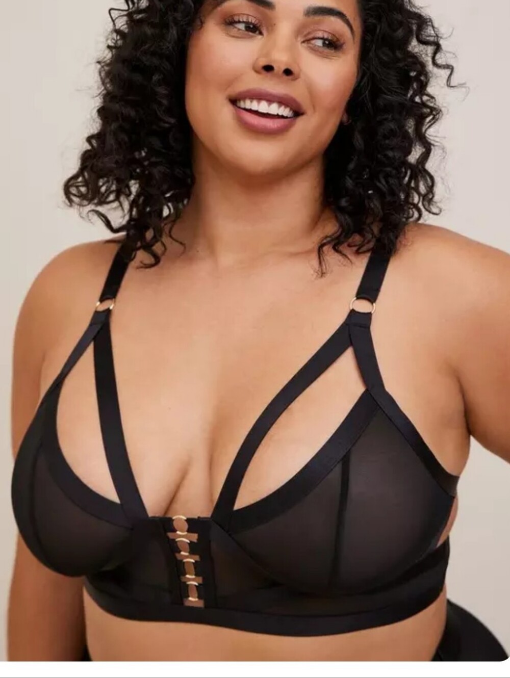 #172 Torrid 2 Overt Strappy Mesh Wireless Bralette